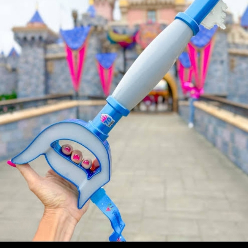 Disney Parks Interactive Key